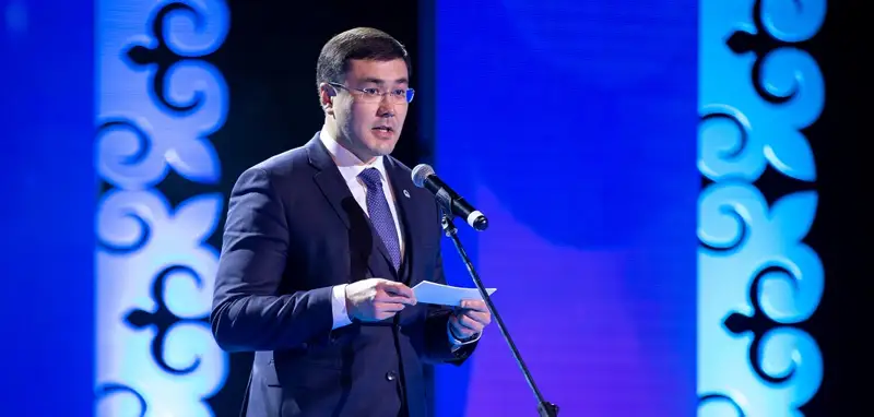 Бақтияр Мәкен қызметінен кете ме?