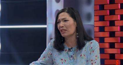 Актриса Бақыт Әліпбаева: «Екі сағат сүйісіп ернім ісіп кетті»