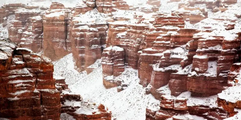 Шарын мемлекеттік ұлттық табиғи паркінде туристерге жағдай жасалады