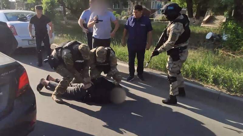 Бурабай курорттық аймағында бопсалаумен айналысқан қылмыстық топ ұсталды