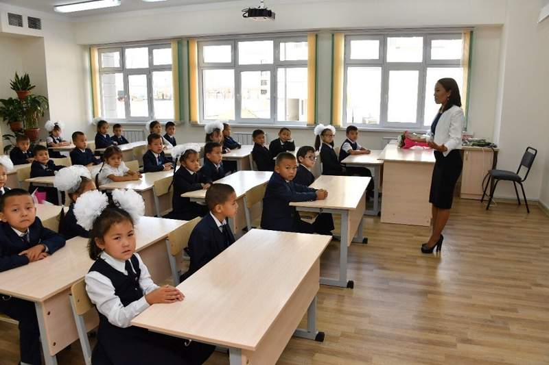 40 жылғы мектеп жөндеуден өтті
