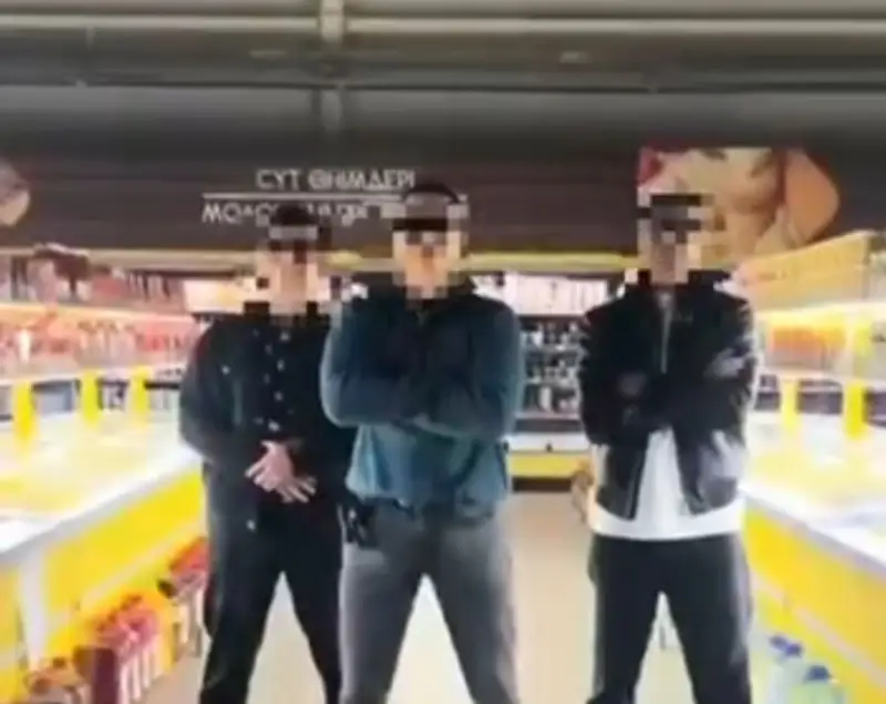 Астанада гипермаркеттің жабылуын күтіп, ішінде ойына келгенін істеген тиктокерлер ұсталды