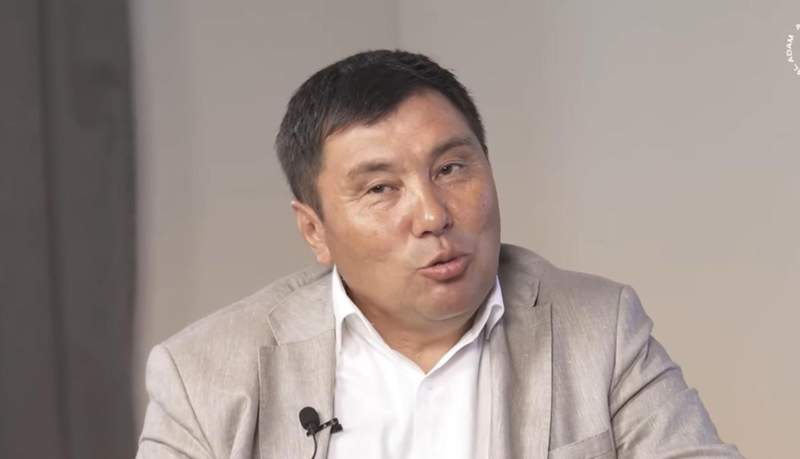 Омар Жәлел 20 жастан асқан әйел адамдарды «кәрі қыз» деп атады