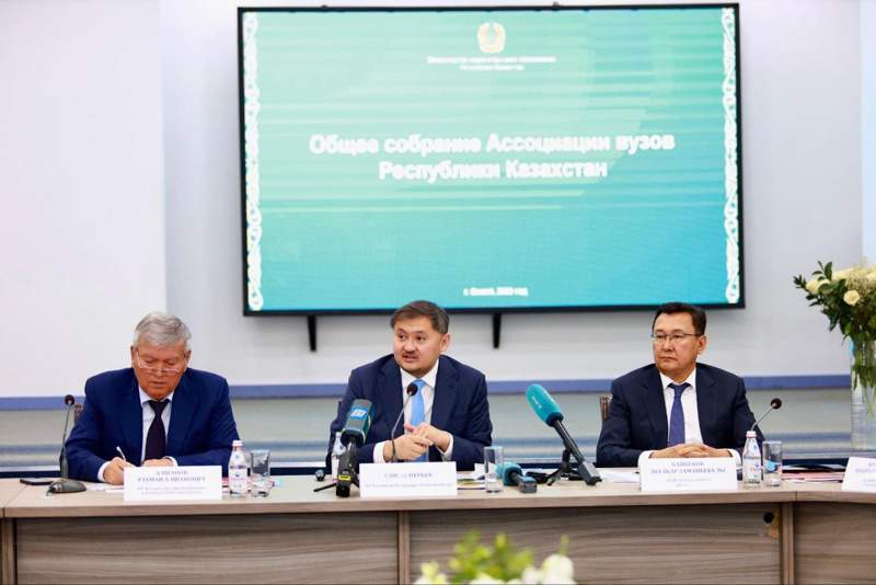 ҚР Ғылым және жоғары білім министрі Саясат Нұрбек жұмыс сапарымен Абай облысына келді