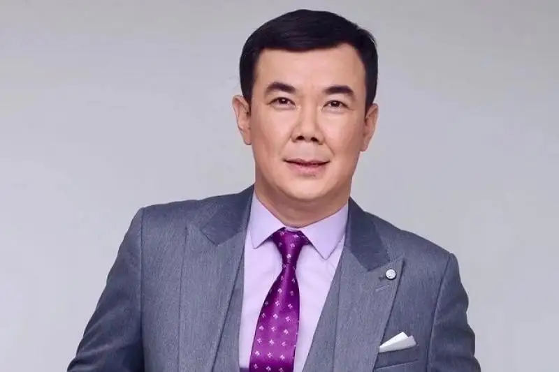 Мемлекет басшысы Нұрлан Қоянбаевқа «Шапағат» медалін табыстады