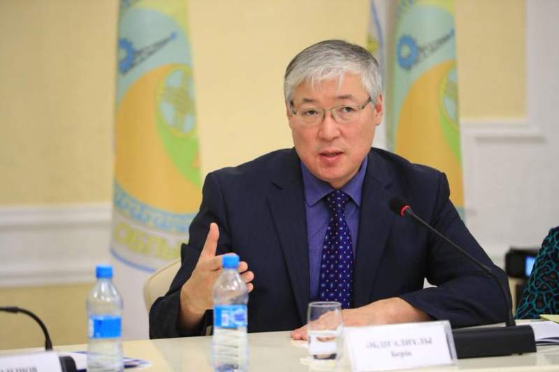 Берік Әбдіғалиұлы: «Өзіңді-өзің жаттай сыйла, жат жанынан түңілсін»