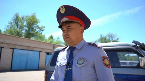Полициядан көлікпен қашқан 14 жастағы жасөспірім жауапқа тартыла ма? 