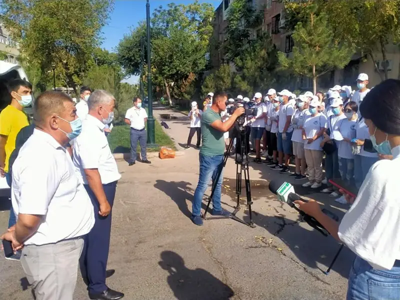 «Таза қала» акциясы Абай ауданында жалғасын тапты