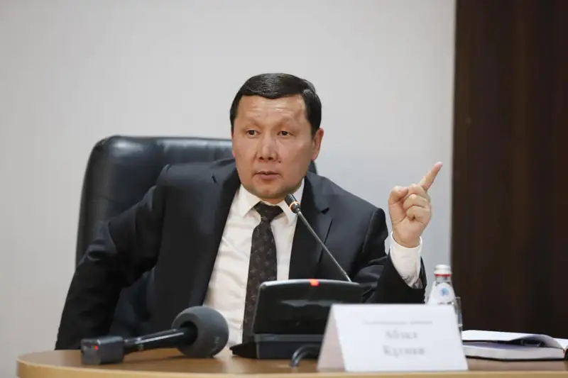 Абзал Құспан, заңгер: Президентті іс жүзінде де қолдап келе жатырмын
