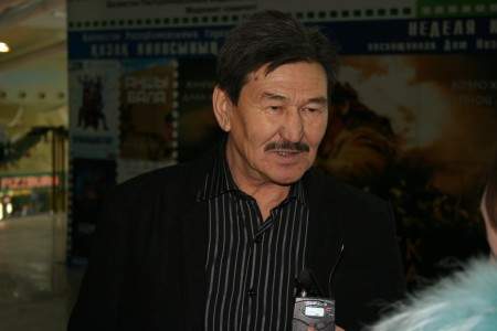 Кинорежиссер Сатыбалды Текеев 70 жасқа толды
