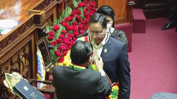 Боливияда жаңа президент қызметке кірісті