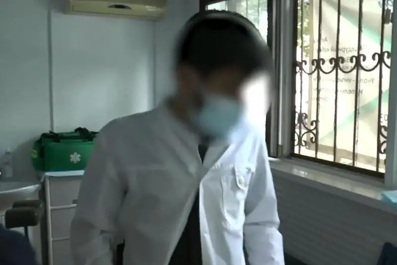 ПТР тест анықтамасын сатқан студент ұсталды