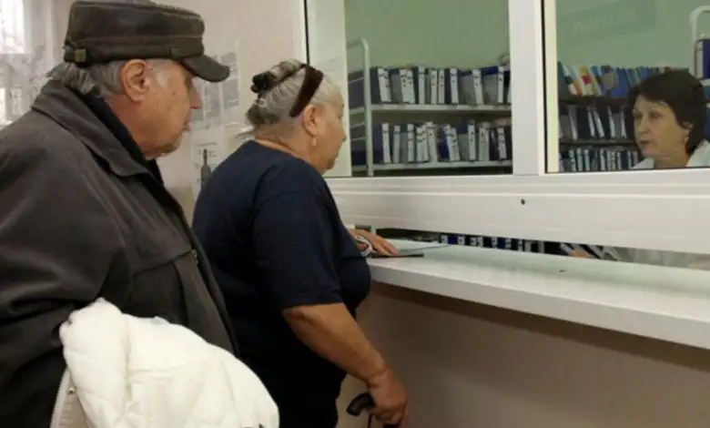 65 жастан асқан кісілердің көшеге шығуына тыйым салынды