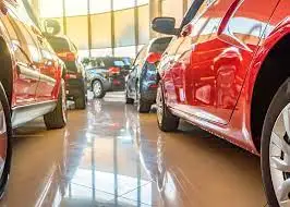 Елордада 400 адам жаңа автосалонға алданып қалды