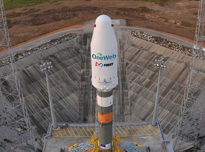 Байқоңырдан OneWeb жер серіктерінің алғашқы легі ұшырылды