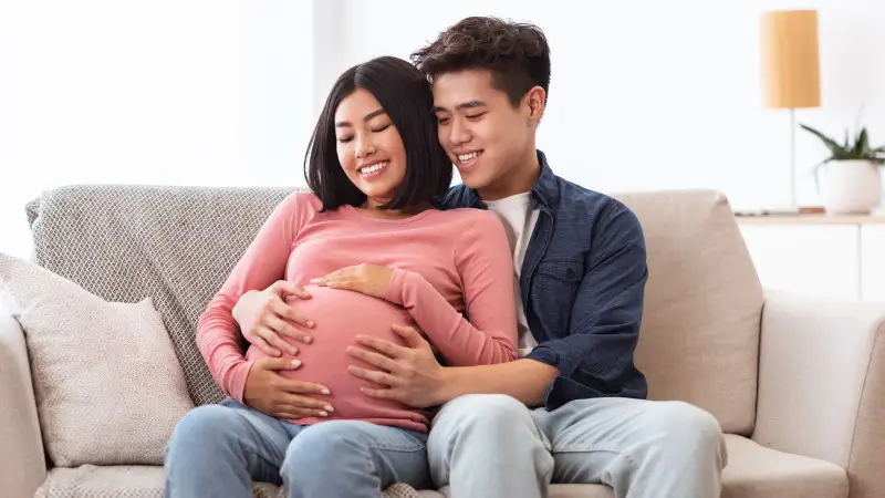 Қытай үш бала тууға рұқсат берді