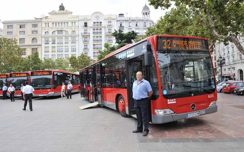 Испанияда автобус жүргізушілері шеруге шықты