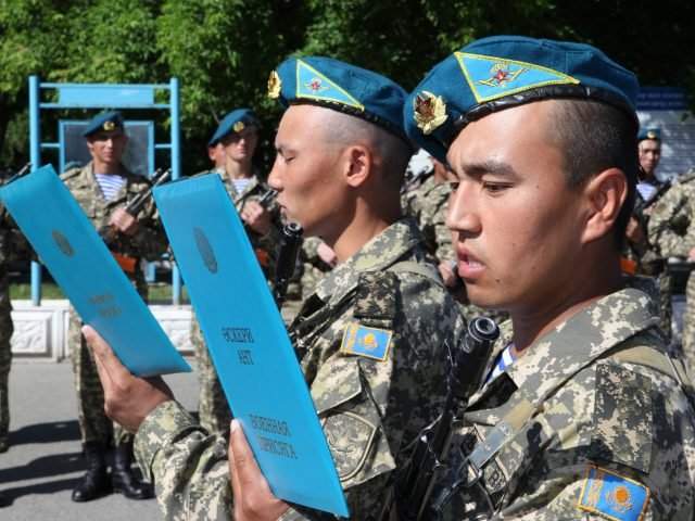 Қазақстанда азаматтарды әскерге шақыру науқаны басталды
