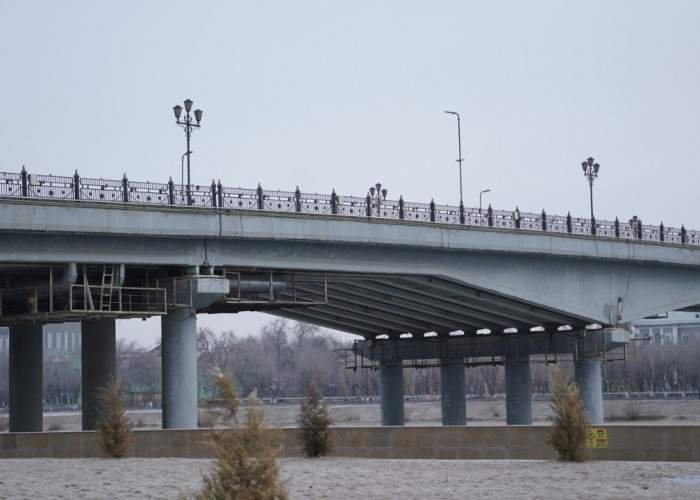 Атырауда орталық көпірдің техникалық жағдайын тексеру жұмыстары басталды