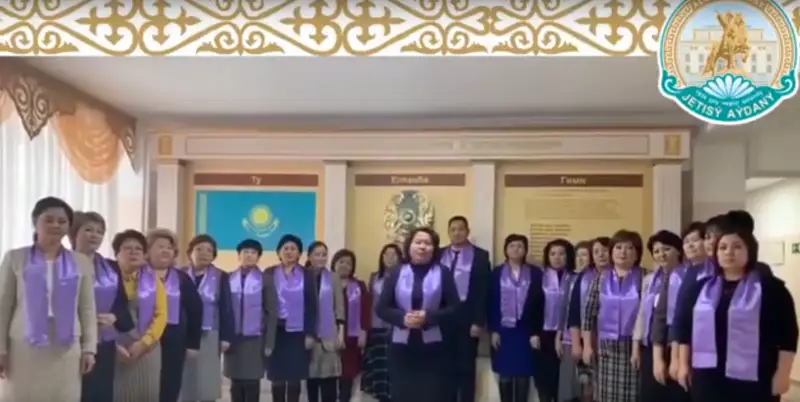 Алматының бірқатар мектептері жаңа жылдық кештен бас тартты