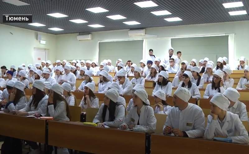Елордада COVID-19-бен күреске медициналық университеттің түлектері жұмылдырылады
