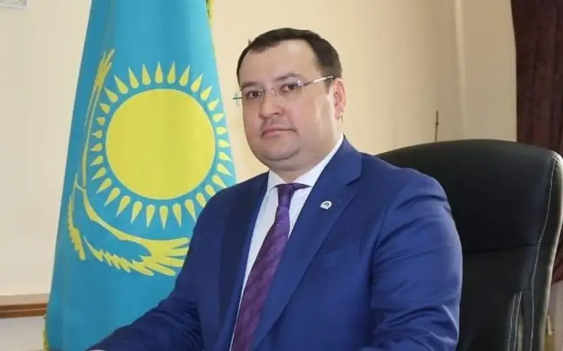 Махамбет ауданының әкімі Жайыққа батып кетті