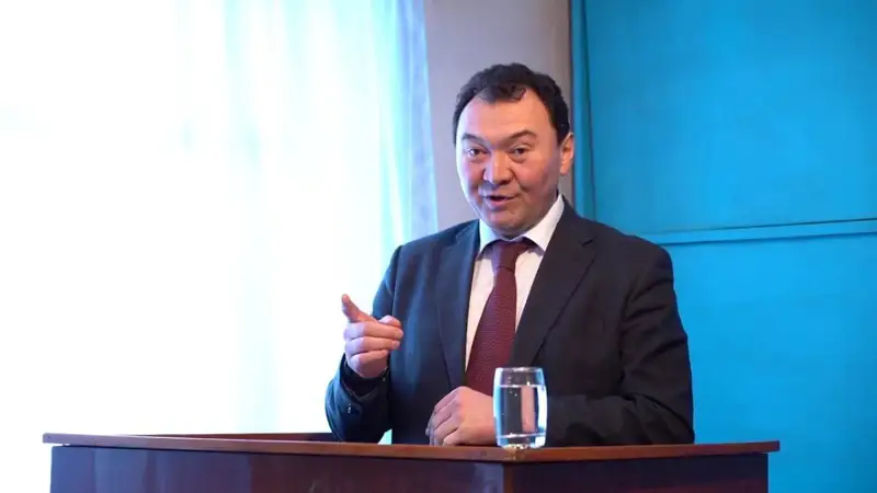 Көкшетаудың әкімі тұрғынмен сөзге келіп қалды