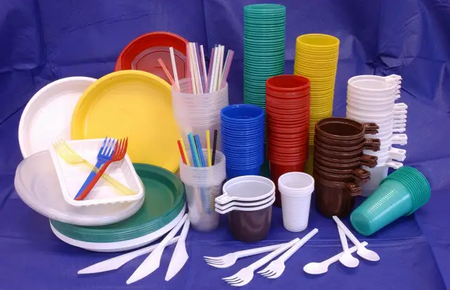 Францияда бір рет қолданылатын пластикалық ыдысқа тыйым салынған