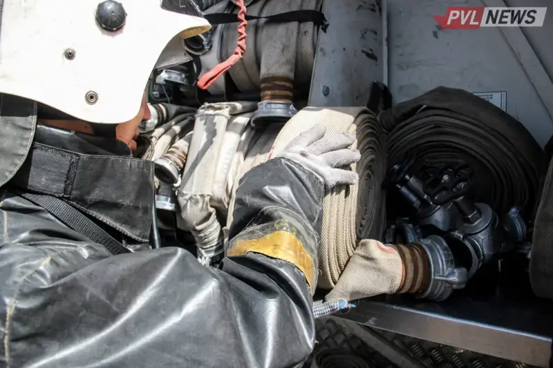 Мектепте өрт: Павлодарда 500 шақты адам эвакуацияланды