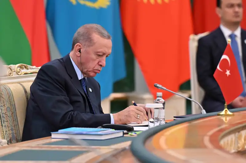 ҰШАР мен НАЙЗА. Тоқаев Ердоғанға ТАЗЫ күшіктерін сыйламақ
