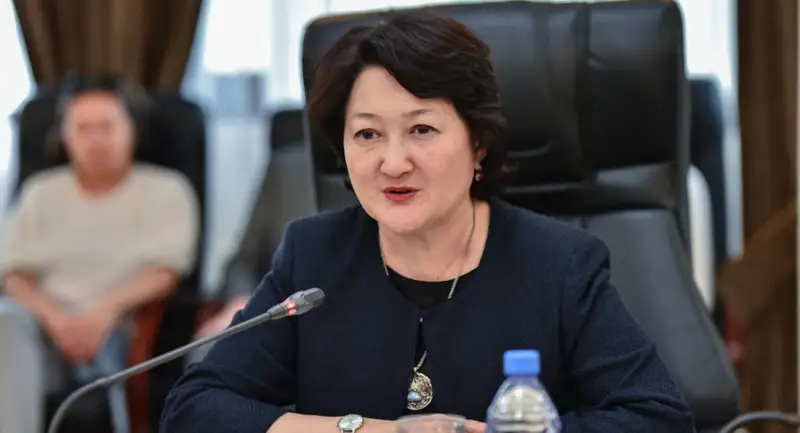 Ақтоты Райымқұлова мерекемен құттықтады