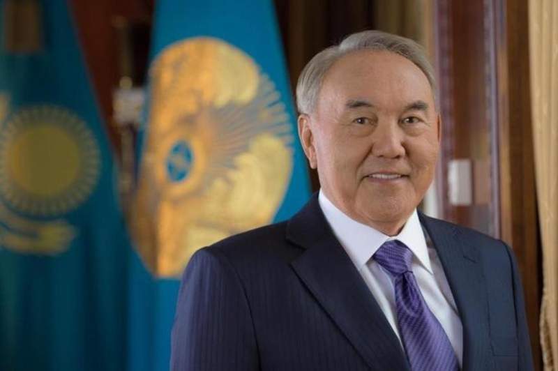 Нұрсұлтан Назарбаев қазақстандықтарды Жеңіс күнімен құттықтады