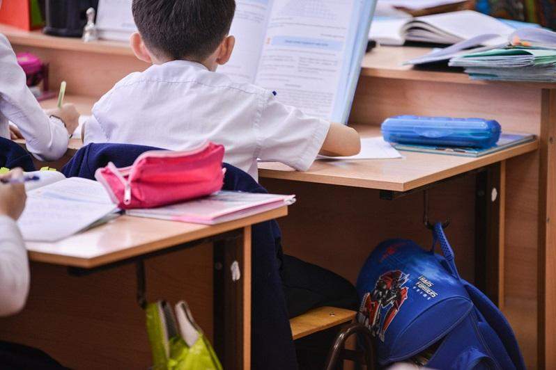 Шымкентте 9 мектепте оқушылар үш ауысымда оқиды 