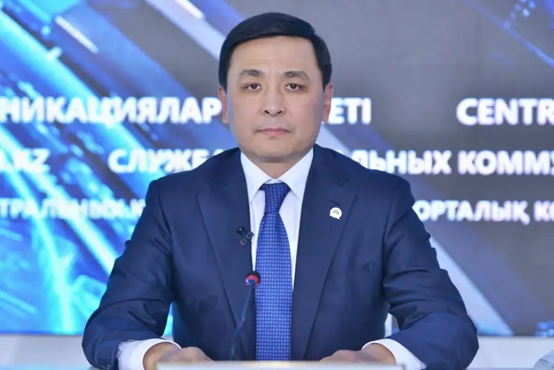 Алтай Көлгінов Жаңа жылды үйде қарсы алуға кеңес берді