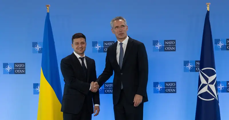 Украина жедел түрде НАТО-ға мүшелікке өтініш берді