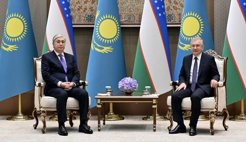 Қазақстан мен Өзбекстан президенттері шағын құрамда келіссөз жүргізді