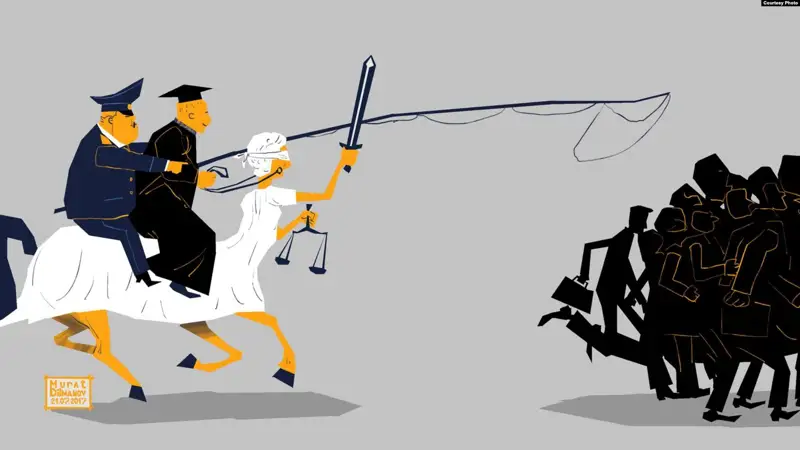 Жігіт балапандардың порносын жалайды Керемет жетілген ана