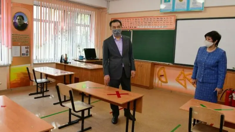 Сағынтаевтың жауабы: Бірінші сынып оқушыларын студенттер оқыта ма?