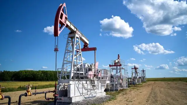 Brent баррелі 55,42 долларға саудаланып жатыр