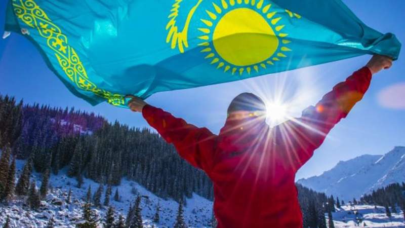 Елімізде Қазақстан есімді қанша адам тұрады?