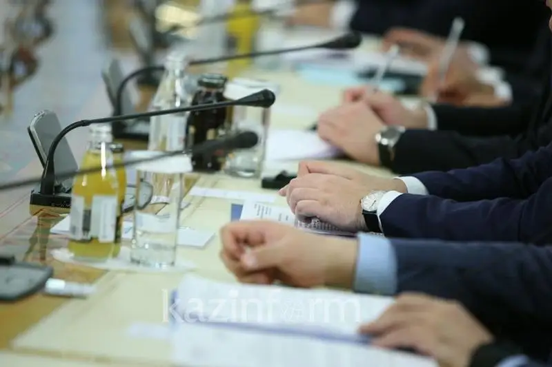 Сайлауға 6 партия қатысады