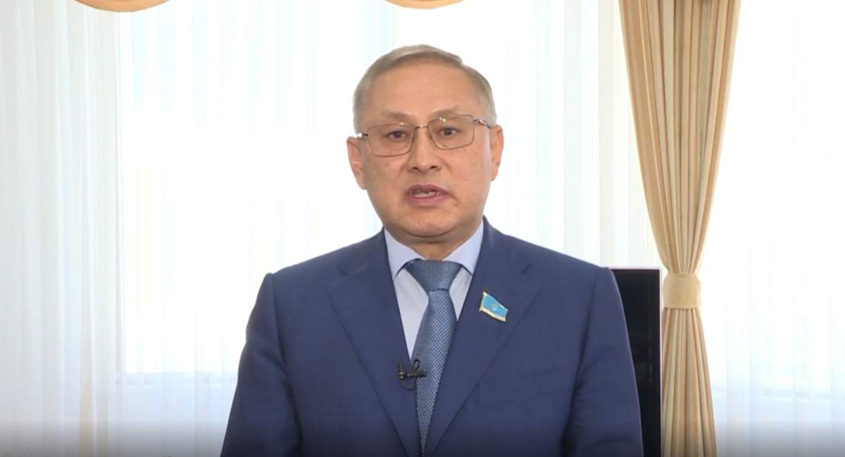 Бейбіт Исабаев, сенатор: Тоқаевтан екінші Елбасы жасаудың қажеті жоқ