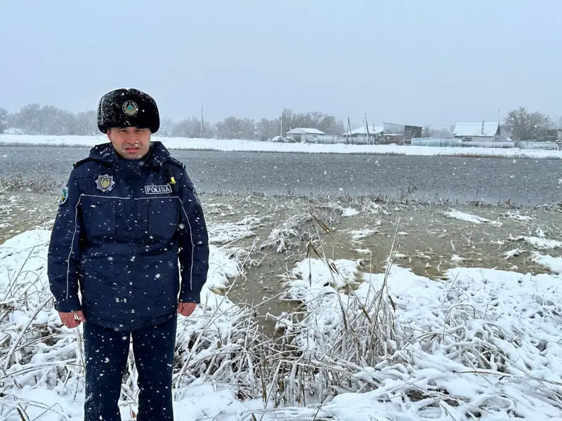 Қостанай облысында учаскелік полиция 84 жастағы әйелді көлден алып шықты