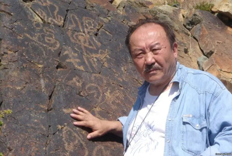 Сіздің қолда тұр деп білемін: Мұхтар Мағауин Тоқаевқа хат жазды