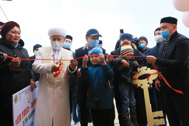 Контейнерді паналаған ұстаз баспаналы болды