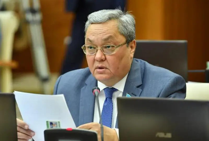 Тоқаев лингвистика комиссиясында неліктен емтихан тапсырмайды - ОСК жауабы