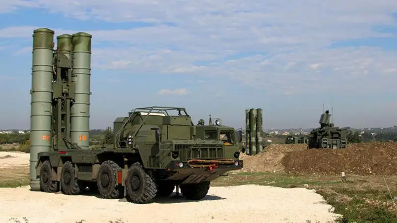 Ресей S-400 зениттік зымырандарын Үндістанға сатады 