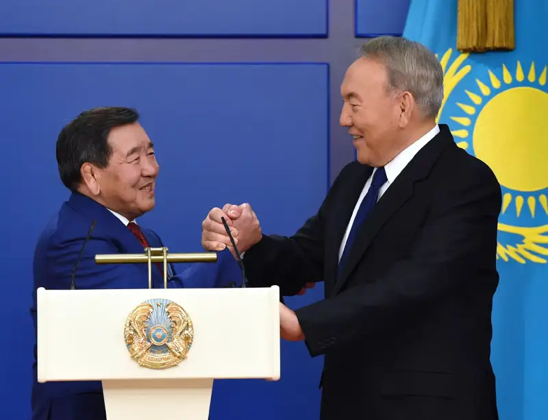 Назарбаев Ж.Үшкемпіровтің жақындарына көңіл айтты  