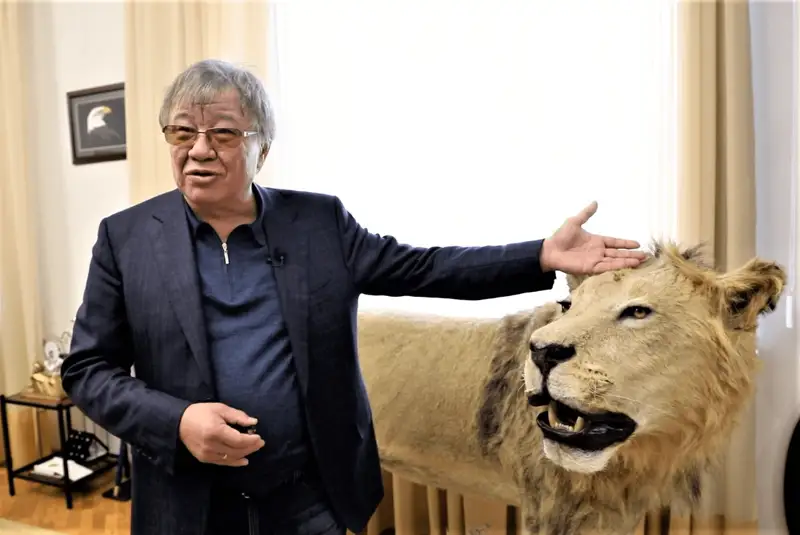 Қайрат Закирьянов НЕГЕ академияның ақшасына аңға барады?