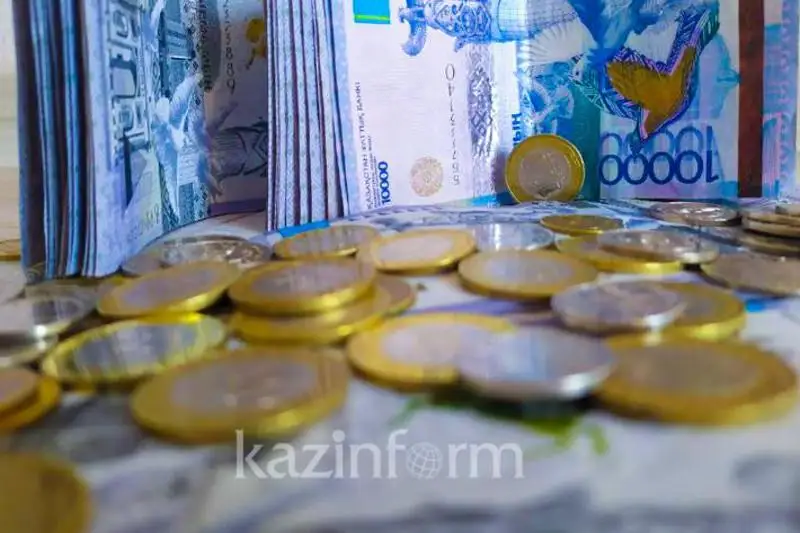 Сынақ мерзімін өтеуші кәсіпорынның 400 мың теңгесін жымқырып кеткен